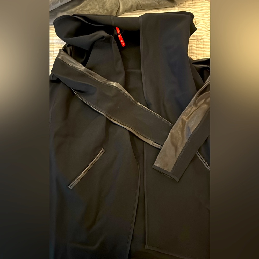 Spanx drape jacket very black